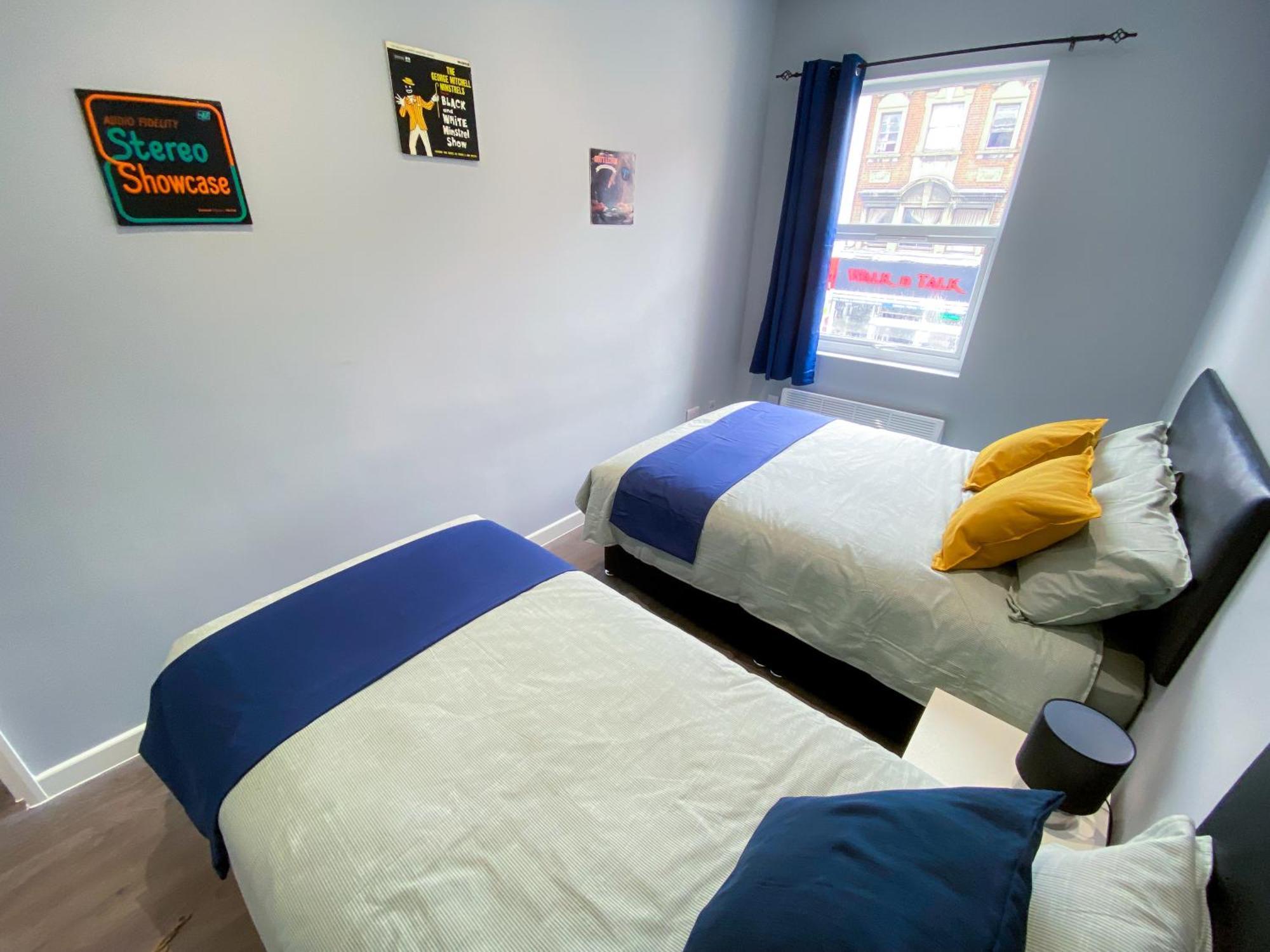 Modern 1 Bedroom Flat In Wood Green London Exterior photo