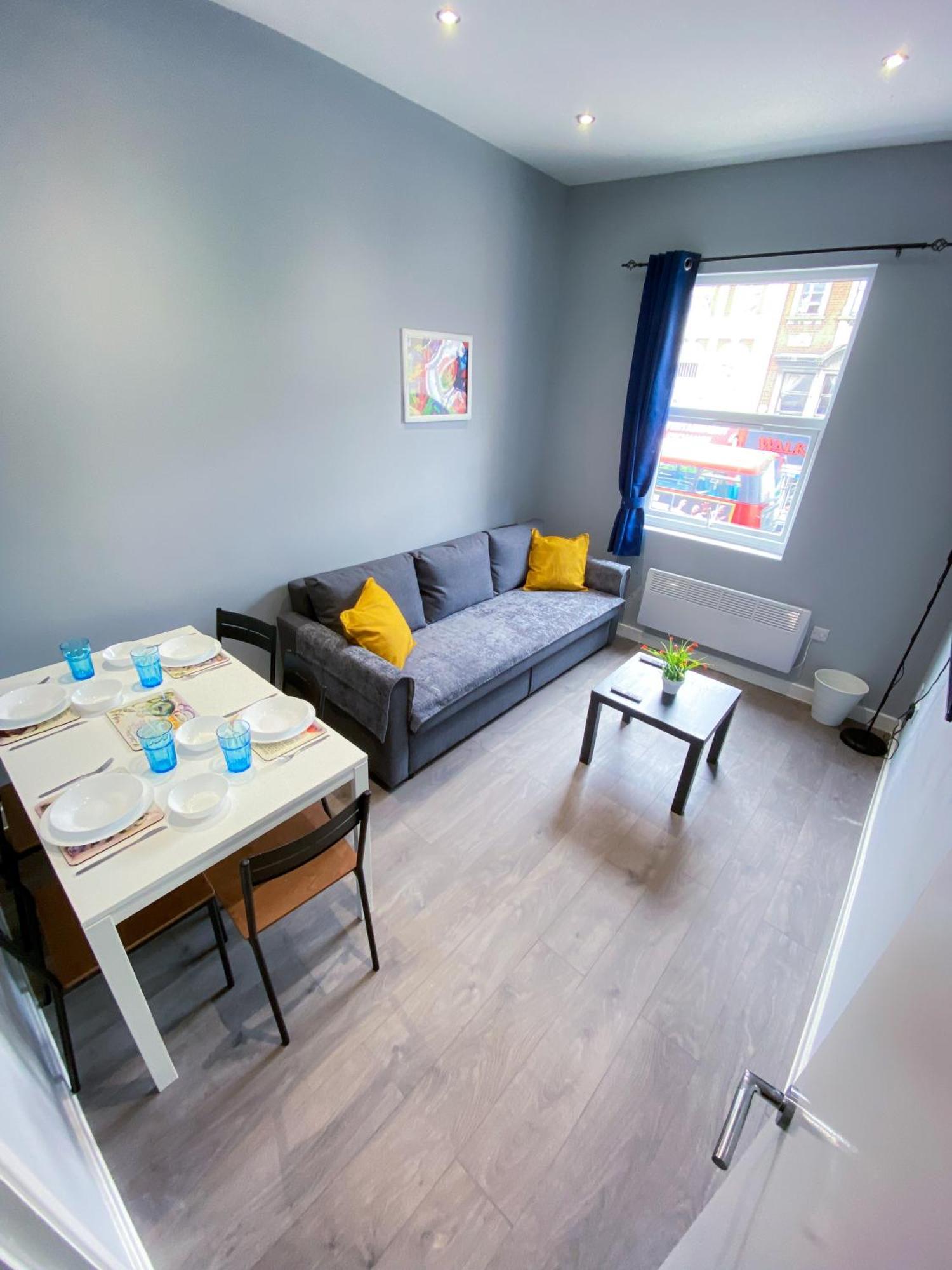 Modern 1 Bedroom Flat In Wood Green London Exterior photo